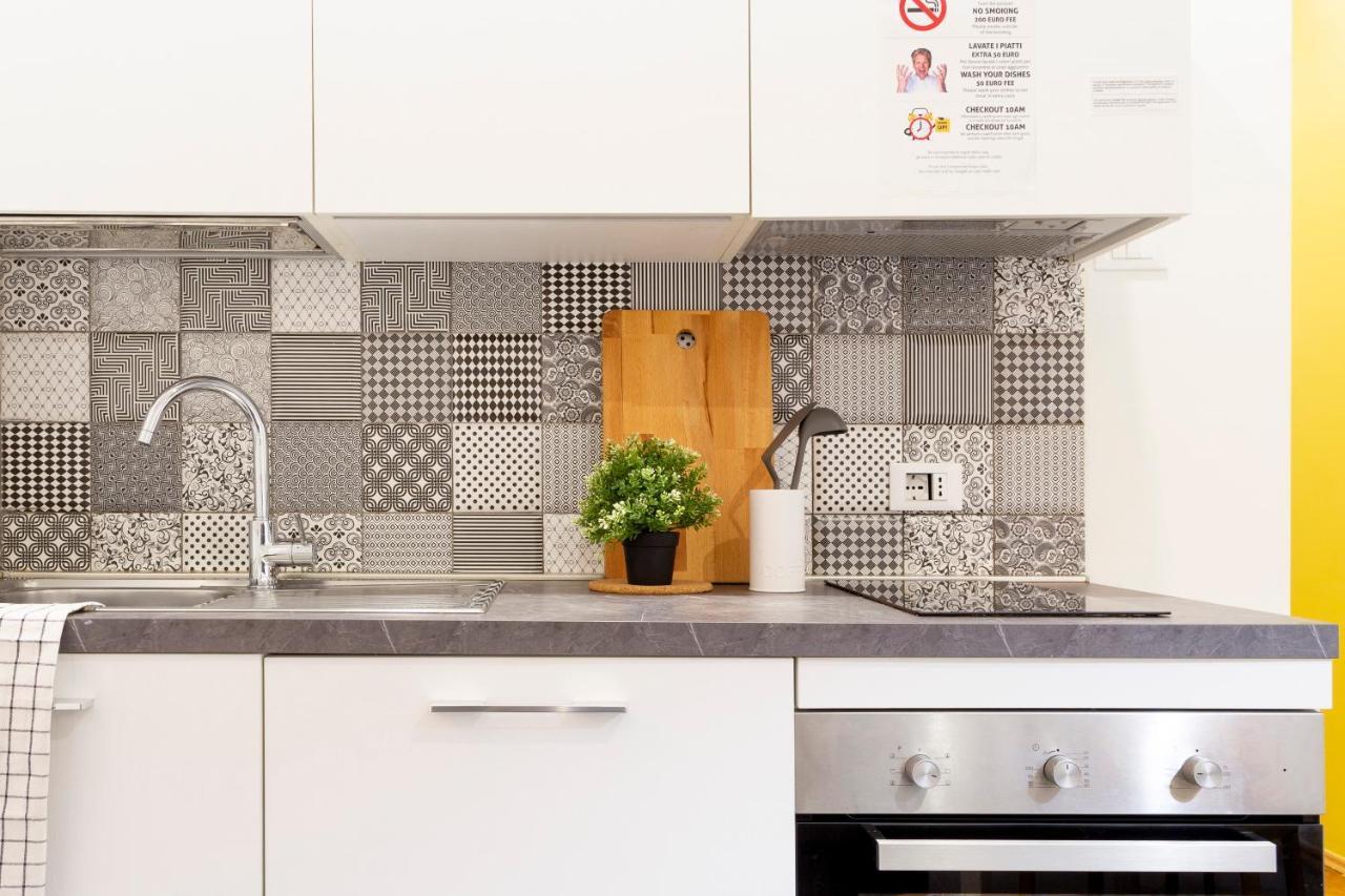 Elegante Appartamento Vicino Alla Stazione - Gold Trieste Ngoại thất bức ảnh
